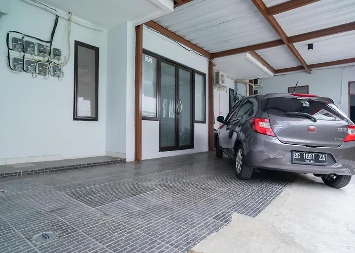 RedDoorz near Sarinah Jakarta